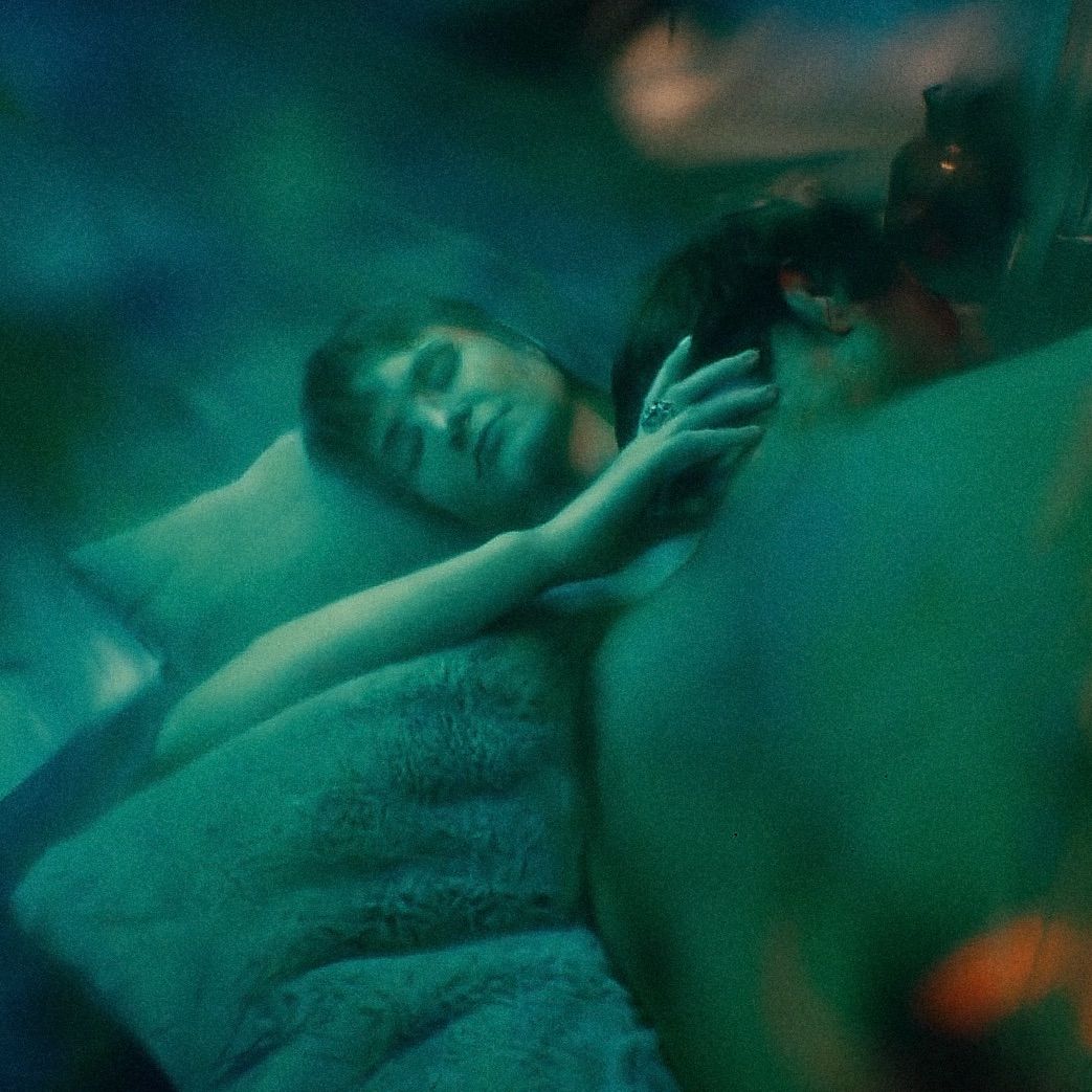 Paola, cinematography by Grégoire De Lillo
